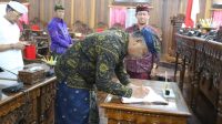 ANAK AGUNG GDE ANOM