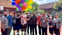 PUNCAK perayaan HUT ke-57 SMPN 2 Denpasar ditandai dengan pelepasan balon, Selasa (2/8/2022). Foto: ist PUNCAK perayaan HUT ke-57 SMPN 2 Denpasar ditandai dengan pelepasan balon, Selasa (2/8/2022). Foto: ist