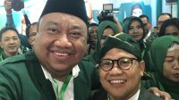LALU Hardian Irfani (kiri) saat bersama Ahmad Muhaimin Iskandar atau Cak Imin, beberapa waktu lalu. Foto: ist LALU Hardian Irfani (kiri) saat bersama Ahmad Muhaimin Iskandar atau Cak Imin, beberapa waktu lalu. Foto: ist