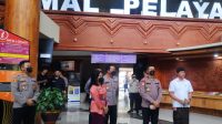 TIM Monitoring dan Evaluasi Reformasi Birokrasi Polri Staf Kapolri Bidang Perencanaan Umum dan Anggaran (Tim Monev RBP Srena Polri) kunjungan ke Mal Pelayanan Publik (MPP) Sewaka Dharma Kota Denpasar, Kamis (8/9/2022) sore. Foto: ist TIM Monitoring dan Evaluasi Reformasi Birokrasi Polri Staf Kapolri Bidang Perencanaan Umum dan Anggaran (Tim Monev RBP Srena Polri) kunjungan ke Mal Pelayanan Publik (MPP) Sewaka Dharma Kota Denpasar, Kamis (8/9/2022) sore. Foto: ist