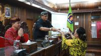 RAPAT PARIPURNA KLUNGKUNG