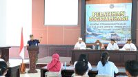 Bupati Tamba saat membuka pelatihan bagi para pelaku wisata