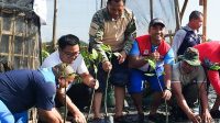 03028 Denpasar Penanaman 2.000 Bibit Mangrove