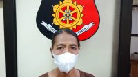 Muriani pelaku pencurian perhiasan emas saat berada di Kapolsek Susut