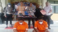 POLRES Tabanan merilis kasus penggelapan uang perusahaan yang melibatkan dua karyawan CV Merthasari SPBU 5482117 di Jalan Bypass Dr. Ir. Soekarno Sanggulan, Kediri, Tabanan, Selasa (31/1/2023). Foto: ist POLRES Tabanan merilis kasus penggelapan uang perusahaan yang melibatkan dua karyawan CV Merthasari SPBU 5482117 di Jalan Bypass Dr. Ir. Soekarno Sanggulan, Kediri, Tabanan, Selasa (31/1/2023). Foto: ist