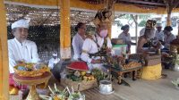 Penglingsir Puri Klungkung menjadi saksi digelarnya Pemacekan Agung
