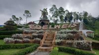 TAMAN EDELWEIS