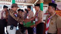 Wabup Kasta secara resmi menutup Kursus Pramuka