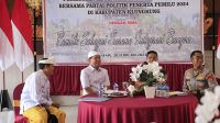BUPATI Suwirta menghadiri rapat koordinasi pelaksanaan pembinaan ketenteraman dan ketertiban bersama partai politik peserta Pemilu 2024 di Gedung Aula Jalaga Dharma Pandhapa Polres Klungkung, Senin (20/2/2023). Foto: ist BUPATI Suwirta menghadiri rapat koordinasi pelaksanaan pembinaan ketenteraman dan ketertiban bersama partai politik peserta Pemilu 2024 di Gedung Aula Jalaga Dharma Pandhapa Polres Klungkung, Senin (20/2/2023). Foto: ist