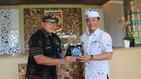 KEPALA BNNP Bali, Brigjen (Pol) R. Nurhadi Yuwono, saat audiensi ke Bupati Karangasem, I Gede Dana, Selasa (28/2/2023). Foto: ist KEPALA BNNP Bali, Brigjen (Pol) R. Nurhadi Yuwono, saat audiensi ke Bupati Karangasem, I Gede Dana, Selasa (28/2/2023). Foto: ist