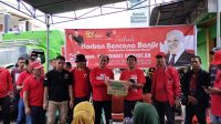 KETUA DPC PDIP Sumbawa, Ahmad Rafiq; dan Ketua DPC PDIP Sumbawa Barat, Kaharuddin Umar; membawa bantuan anggota Fraksi PDIP DPR RI, Rachmat Hidayat, bagi warga terdampak banjir bandang di KSB, Minggu (19/2/2023). Foto: ist KETUA DPC PDIP Sumbawa, Ahmad Rafiq; dan Ketua DPC PDIP Sumbawa Barat, Kaharuddin Umar; membawa bantuan anggota Fraksi PDIP DPR RI, Rachmat Hidayat, bagi warga terdampak banjir bandang di KSB, Minggu (19/2/2023). Foto: ist
