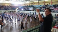 LOMBA Senam Nangun Sat Kerthi Loka Balidi GOR Kresna Jvara, Kelurahan Dauhwaru, Jembrana, Minggu (26/2/2023). Foto: ist LOMBA Senam Nangun Sat Kerthi Loka Balidi GOR Kresna Jvara, Kelurahan Dauhwaru, Jembrana, Minggu (26/2/2023). Foto: ist
