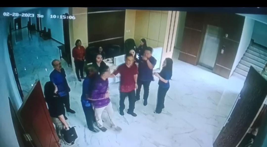 TANGKAPAN layar perdebatan dua anggota dewan Buleleng di DPRD Bangli. Foto: ist