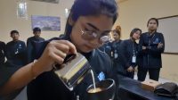 MEMBUAT KOPI