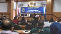 TIM kuasa hukum Universitas Udayana saat jumpa pers dengan awak media di Ruang Bangsa Rektorat Unud terkati dugaan korupsi SPI Unud, Kamis (16/3/2023). Foto: ist TIM kuasa hukum Universitas Udayana saat jumpa pers dengan awak media di Ruang Bangsa Rektorat Unud terkati dugaan korupsi SPI Unud, Kamis (16/3/2023). Foto: ist