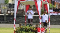 BUPATI SUWIRTA-1