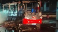 SATU unit kendaraan shuttle listrik pengangkut pemedek di Pura Agung Besakih, Desa Besakih, Kecamatan Rendang, Kabupaten Karangasem, terbakar pada Jumat (14/4/2023) pagi. Foto: ist SATU unit kendaraan shuttle listrik pengangkut pemedek di Pura Agung Besakih, Desa Besakih, Kecamatan Rendang, Kabupaten Karangasem, terbakar pada Jumat (14/4/2023) pagi. Foto: ist