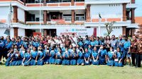 DIRUT Bank BPD Bali, I Nyoman Sudharma, bersama Wali Kota Denpasar, IGN Jaya Negara, saat mensukseskan program Gen Dental (Generasi Denpasar Digital) di SMPN 14 Denpasar, pada Selasa (2/5/2023). Foto: ist DIRUT Bank BPD Bali, I Nyoman Sudharma, bersama Wali Kota Denpasar, IGN Jaya Negara, saat mensukseskan program Gen Dental (Generasi Denpasar Digital) di SMPN 14 Denpasar, pada Selasa (2/5/2023). Foto: ist