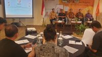 SUASANA diskusi antara kalangan pers dengan Bawaslu Badung dalam konsolidasi penguatan kelembagaan di Kuta, selasa (30/5/2023). Foto: hen SUASANA diskusi antara kalangan pers dengan Bawaslu Badung dalam konsolidasi penguatan kelembagaan di Kuta, selasa (30/5/2023). Foto: hen