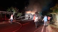 BUS Tiara Mas nopol EA 7604 A terbakar saat dalam perjalanan di jalur Denpasar-Gilimanuk, Banjar Soka Kelod, Desa Antap, Kecamatan Selemadeg, Tabanan, Kamis (22/6/2023). Foto: ist BUS Tiara Mas nopol EA 7604 A terbakar saat dalam perjalanan di jalur Denpasar-Gilimanuk, Banjar Soka Kelod, Desa Antap, Kecamatan Selemadeg, Tabanan, Kamis (22/6/2023). Foto: ist