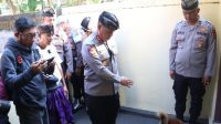 KAPOLRES Gianyar, AKBP I Ketut Widiada, meninjau revitalisasi fasilitas umum (fasum) toilet di Cagar Budaya Pura Durga Kutri. Foto: ist KAPOLRES Gianyar, AKBP I Ketut Widiada, meninjau revitalisasi fasilitas umum (fasum) toilet di Cagar Budaya Pura Durga Kutri. Foto: ist