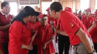 KETUA TP PKK Kabupaten Tabanan, Rai Wahyuni Sanjaya, saat menghadiri peringatan HLUN ke-27, di Gedung Kesenian I Ketut Maria Tabanan. Foto: ist KETUA TP PKK Kabupaten Tabanan, Rai Wahyuni Sanjaya, saat menghadiri peringatan HLUN ke-27, di Gedung Kesenian I Ketut Maria Tabanan. Foto: ist