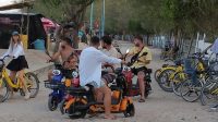 SEPEDA listrik di Gili Trawangan, Kabupaten Lombok Utara, NTB, makin menjamur. Foto: ist SEPEDA listrik di Gili Trawangan, Kabupaten Lombok Utara, NTB, makin menjamur. Foto: ist