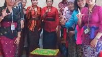 BPMP Provinsi Bali yang diwakili oleh Kapokja ITP, I Gede Mastika, beserta staf, melaksanakan kunjungan ke Bunda PAUD Kota Denpasar, bertempat di Gedung Santhi Graha Jl. PB Sudirman Denpasar, Kamis (20/7/2023). Kehadiran tim BPMP diterima oleh Bunda PAUD Kota Denpasar, Sagung Antari Jaya Negara; didampingi Kabid Pembinaan PAUD dan PNF Disdikpora, Ni Made Sugiantini, serta Ketua IGTKI Kota Denpasar. Foto: ist BPMP Provinsi Bali yang diwakili oleh Kapokja ITP, I Gede Mastika, beserta staf, melaksanakan kunjungan ke Bunda PAUD Kota Denpasar, bertempat di Gedung Santhi Graha Jl. PB Sudirman Denpasar, Kamis (20/7/2023). Kehadiran tim BPMP diterima oleh Bunda PAUD Kota Denpasar, Sagung Antari Jaya Negara; didampingi Kabid Pembinaan PAUD dan PNF Disdikpora, Ni Made Sugiantini, serta Ketua IGTKI Kota Denpasar. Foto: ist