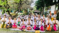 PELAKSANAAN upacara Sisya Upanayana atau Upanayana Samskara di SMPN 3 Denpasar, Senin (17/7/2023). Foto: ist PELAKSANAAN upacara Sisya Upanayana atau Upanayana Samskara di SMPN 3 Denpasar, Senin (17/7/2023). Foto: ist