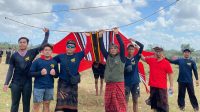 I Gusti Ngurah Gede Marhaendra Jaya, saat menaikkan layangan di Festival Layang-layangan Bali ke-2 tahun 2023 yang diselenggarakan oleh Komunitas Seni Layangan Bali di Pantai Padang Galak, Kesiman, Denpasar, Minggu (23/7/2023). Foto: ist I Gusti Ngurah Gede Marhaendra Jaya, saat menaikkan layangan di Festival Layang-layangan Bali ke-2 tahun 2023 yang diselenggarakan oleh Komunitas Seni Layangan Bali di Pantai Padang Galak, Kesiman, Denpasar, Minggu (23/7/2023). Foto: ist