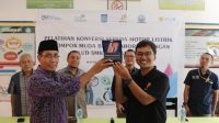 PENYERAHAN PELAKAT