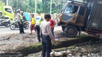 TRUK TERPEROSOK DI TANJAKAN LUMAJANG