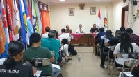 SUASANA rapat penyusunan DPTb antara KPU Badung, Bawaslu Badung dan jajaran PPK seluruh Badung, Rabu (9/8/2023). Foto: hen SUASANA rapat penyusunan DPTb antara KPU Badung, Bawaslu Badung dan jajaran PPK seluruh Badung, Rabu (9/8/2023). Foto: hen