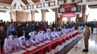 BUPATI Tabanan, I Komang Gede Sanjaya, dalam acara pelantikan 14 perbekel yang terpilih dalam Pemilihan Perbekel Serentak Masa Bakti 2023-2029, di Gedung Kesenian I Ketut Maria Tabanan, Senin (25/9/2023). Foto: ist BUPATI Tabanan, I Komang Gede Sanjaya, dalam acara pelantikan 14 perbekel yang terpilih dalam Pemilihan Perbekel Serentak Masa Bakti 2023-2029, di Gedung Kesenian I Ketut Maria Tabanan, Senin (25/9/2023). Foto: ist