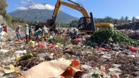 KONDISI TPA Butus yang dijadikan sebagai tempat pembuangan sampah, kini kondisinya sudah overload. Foto: ist KONDISI TPA Butus yang dijadikan sebagai tempat pembuangan sampah, kini kondisinya sudah overload. Foto: ist