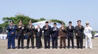 DANREM 162/Wira Bhakti, Brigjen TNI Agus Bhakti, bersama Pj. Gubernur NTB, Ketua DPRD NTB, dan Forkopimda NTB saat menghadiri puncak acara HUT ke-78 TNI, Kamis (5/10/2023). Foto: ist DANREM 162/Wira Bhakti, Brigjen TNI Agus Bhakti, bersama Pj. Gubernur NTB, Ketua DPRD NTB, dan Forkopimda NTB saat menghadiri puncak acara HUT ke-78 TNI, Kamis (5/10/2023). Foto: ist