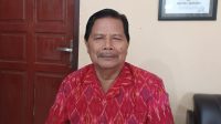 KEPALA SMK PGRI 1 Denpasar, Drs. I Gusti Ngurah Wiratha. Foto: tra KEPALA SMK PGRI 1 Denpasar, Drs. I Gusti Ngurah Wiratha. Foto: tra