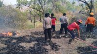 KOBARAN api di hutan lereng Gunung Agung, Karangasem akhirnya padam setelah selama sepekan kebakaran. Kebakaran mengakibatkan ratusan hektar hutan di lereng Gunung Agung hangus. Foto: ist KOBARAN api di hutan lereng Gunung Agung, Karangasem akhirnya padam setelah selama sepekan kebakaran. Kebakaran mengakibatkan ratusan hektar hutan di lereng Gunung Agung hangus. Foto: ist