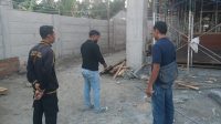 LOKASI Wahyudi (64), buruh proyek Klinik Utama Jantung Hasna Medika di Lingkungan Galiran, Kelurahan Subagan, Karangasem ambruk saat memotong kayu di lokasi proyek, Selasa (3/10/2023). Foto: ist LOKASI Wahyudi (64), buruh proyek Klinik Utama Jantung Hasna Medika di Lingkungan Galiran, Kelurahan Subagan, Karangasem ambruk saat memotong kayu di lokasi proyek, Selasa (3/10/2023). Foto: ist