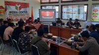 PERTEMUAN Sentra Gakkumdu di Bawaslu Gianyar, Jumat (6/10/2023). Foto: ist PERTEMUAN Sentra Gakkumdu di Bawaslu Gianyar, Jumat (6/10/2023). Foto: ist