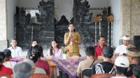 SOSIALISASI BPJS Ketenagakerjaan dan KUR Daerah di wantilan Balai Banjar Triwangsa, Desa Siangan, Senin (23/10/2023). Foto: ist SOSIALISASI BPJS Ketenagakerjaan dan KUR Daerah di wantilan Balai Banjar Triwangsa, Desa Siangan, Senin (23/10/2023). Foto: ist