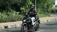 SUZUKI memberikan imbauan beberapa hal untuk diperhatikan pengendara sepeda motor dari semua kalangan usia sebelum mulai berkendara. Foto: ist SUZUKI memberikan imbauan beberapa hal untuk diperhatikan pengendara sepeda motor dari semua kalangan usia sebelum mulai berkendara. Foto: ist