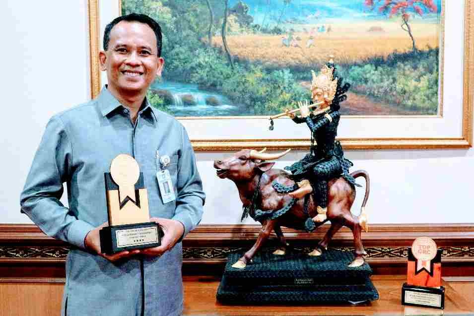 DIREKTUR Utama Bank BPD Bali, I Nyoman Sudharma. Foto: ist