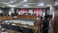 KETUA DPRD Karangasem, I Wayan Suastika, memimpin rapat gabungan dengan eksekutif di DPRD Karangasem, Rabu (8/11/2023). Foto: ist KETUA DPRD Karangasem, I Wayan Suastika, memimpin rapat gabungan dengan eksekutif di DPRD Karangasem, Rabu (8/11/2023). Foto: ist