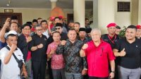 SEKJEN DPP PDIP, Hasto Kristiyanto; didampingi Ketua DPD PDIP NTB, H.Rachmat Hidayat, saat menerima aspirasi para kades di NTB. Foto: ist SEKJEN DPP PDIP, Hasto Kristiyanto; didampingi Ketua DPD PDIP NTB, H.Rachmat Hidayat, saat menerima aspirasi para kades di NTB. Foto: ist