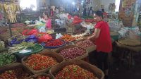 MENJELANG perayaan Natal dan tahun baru (Nataru), harga cabai di Karangasem tembus sampai Rp80 ribu per kilogram. Foto: ist MENJELANG perayaan Natal dan tahun baru (Nataru), harga cabai di Karangasem tembus sampai Rp80 ribu per kilogram. Foto: ist