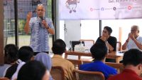 GM News Gathering iNews Media, Armydian Kurniawan (berdiri) saat menyampaikan materi terkait rambu-rambu pemberitaan ideal terkait Pilkada Serentak 2024, Sabtu (23/3/2024). Foto: ist GM News Gathering iNews Media, Armydian Kurniawan (berdiri) saat menyampaikan materi terkait rambu-rambu pemberitaan ideal terkait Pilkada Serentak 2024, Sabtu (23/3/2024). Foto: ist