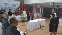 KETUA Bawaslu Tabanan, I Ketut Narta, melantik anggota panwaslu kecamatan se-Kabupaten Tabanan di Tanah Lot, Sabtu (25/5/2024). Foto: ist KETUA Bawaslu Tabanan, I Ketut Narta, melantik anggota panwaslu kecamatan se-Kabupaten Tabanan di Tanah Lot, Sabtu (25/5/2024). Foto: ist
