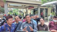 KOMISI IV DPRD Karangasem dipimpin I Nyoman Rena melaksanakan sidak ke RSUD Karangasem, Senin (20/5/2024). Sidak dilaksanakan guna memastikan pelayanan RSUD Karangasem kepada masyarakat yang menjalani perawatan benar-benar optimal. Foto: ist KOMISI IV DPRD Karangasem dipimpin I Nyoman Rena melaksanakan sidak ke RSUD Karangasem, Senin (20/5/2024). Sidak dilaksanakan guna memastikan pelayanan RSUD Karangasem kepada masyarakat yang menjalani perawatan benar-benar optimal. Foto: ist
