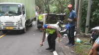 POLISI melakukan olah TKP lakalantas yang terjadi di jalan jurusan Denpasar-Gilimanuk Km 46.500, termasuk Banjar Dinas Bonian, Desa Antap, Kecamatan Selemadeg, Tabanan, Senin (24/6/2024). Foto: ist POLISI melakukan olah TKP lakalantas yang terjadi di jalan jurusan Denpasar-Gilimanuk Km 46.500, termasuk Banjar Dinas Bonian, Desa Antap, Kecamatan Selemadeg, Tabanan, Senin (24/6/2024). Foto: ist